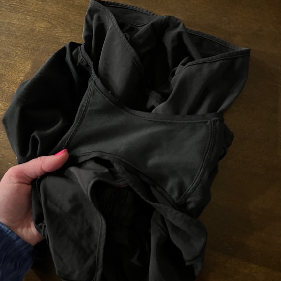 Lululemon Hotty Hot Short II 2.5" Black Sz 6 VT NS 2022 Zip Lined Drawstring - Picture 15 of 16